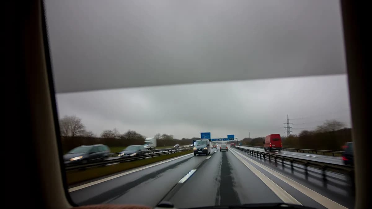 Autobahn Abstandsblitzer Messstelle Abstandsblitzer A8 Frasdorf Richtung München, km 3.84 auf der A8