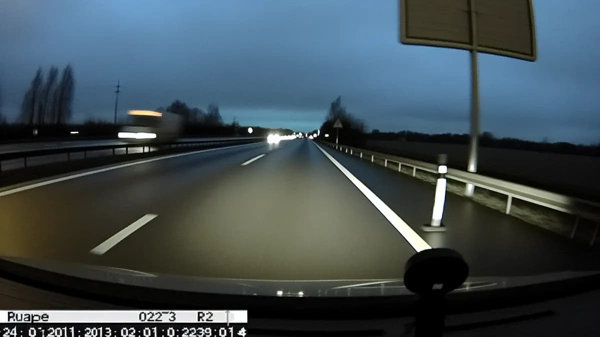 Autobahn Abstandsblitzer Messstelle Abstandsblitzer A93 bei Nabburg auf der A93