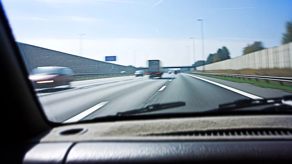 Autobahn Abstandsblitzer Messstelle Abstandsblitzer A5 Schutterwald bei km 701.9 auf der A5, Karlsruhe Richtung Basel