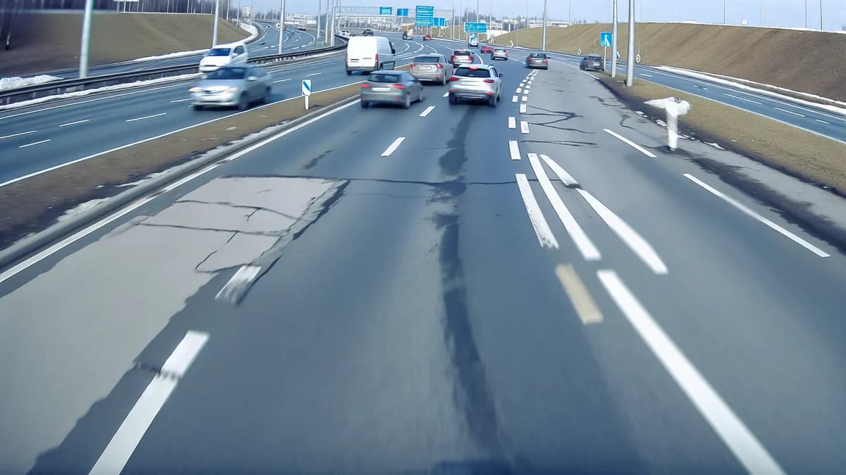 Autobahn Abstandsblitzer Messstelle Abstandsblitzer A3 bei Wiesbaden-Breckenheim auf der A3